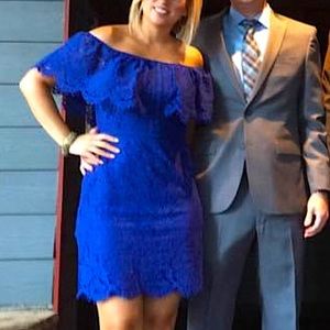 Gorgeous cobalt blue, off the shoulder, shift dress. Size medium